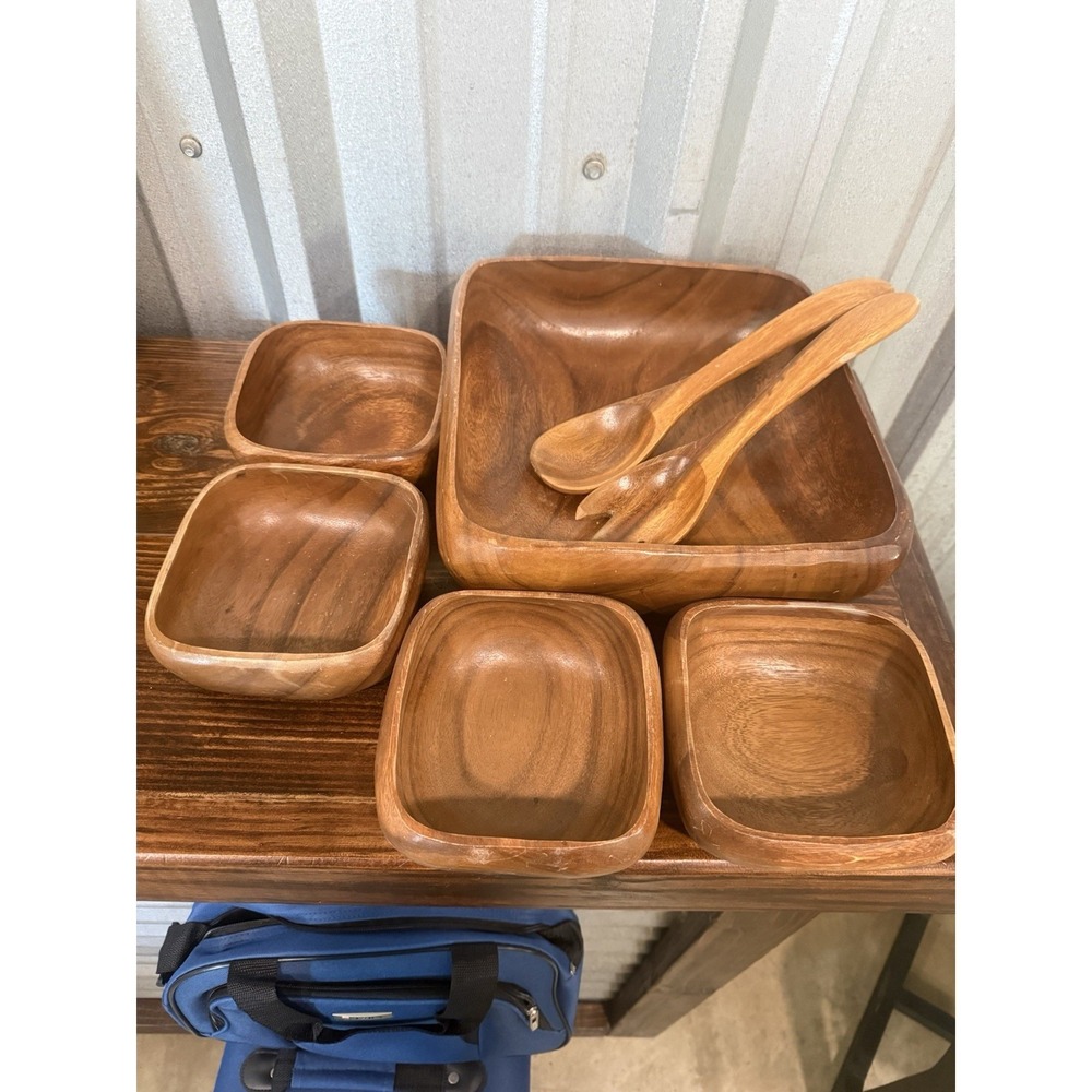 Handcrafted Serving Bowl Set Acacia Wood From The Philippines